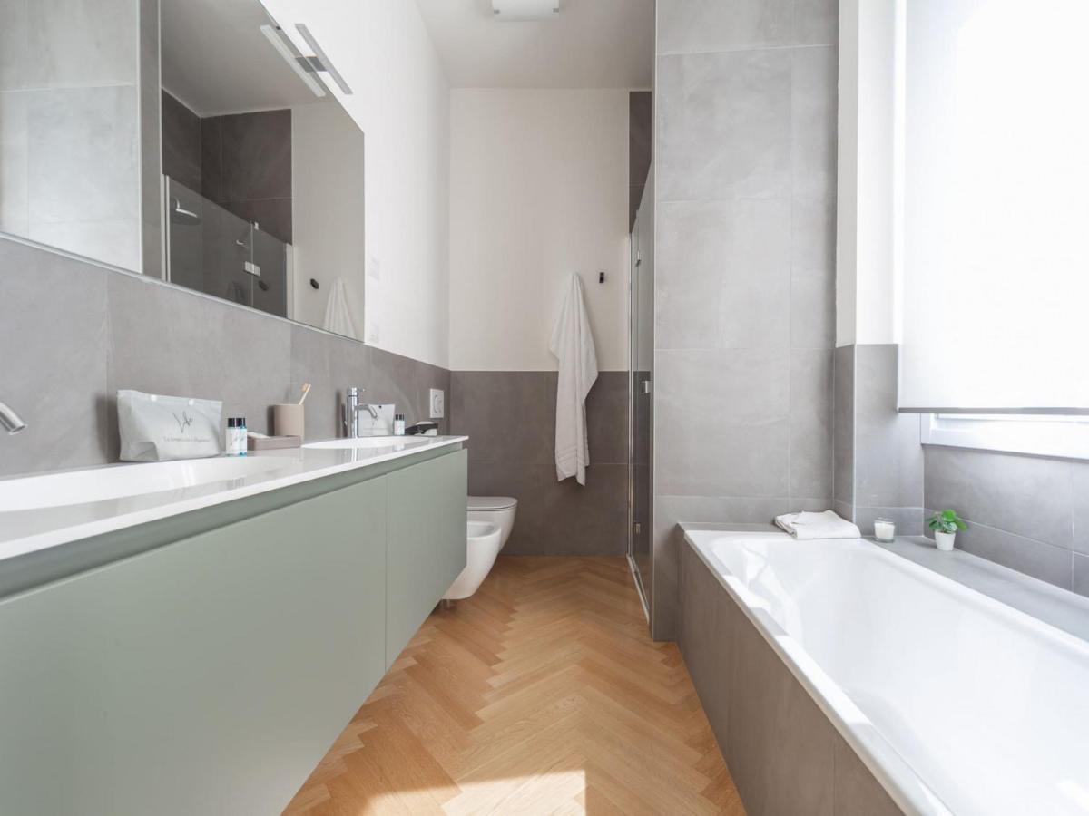 The Best Rent - Spacious Three-Bedroom Apartment With Terrace Milano Eksteriør billede