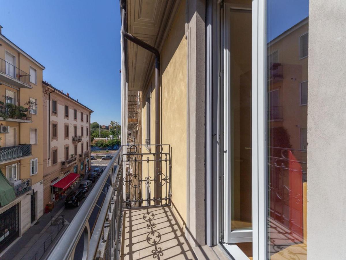 The Best Rent - Spacious Three-Bedroom Apartment With Terrace Milano Eksteriør billede