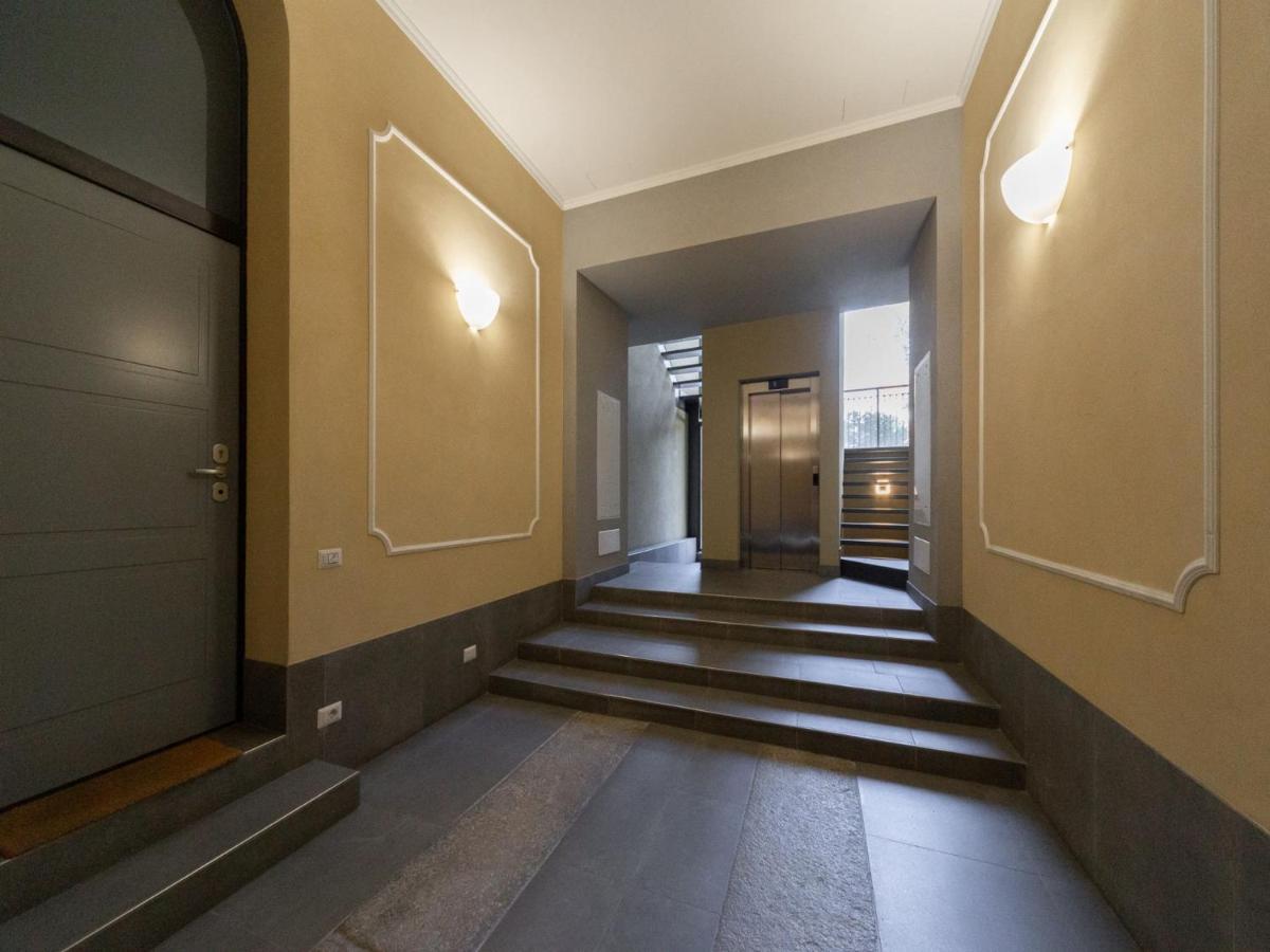 The Best Rent - Spacious Three-Bedroom Apartment With Terrace Milano Eksteriør billede